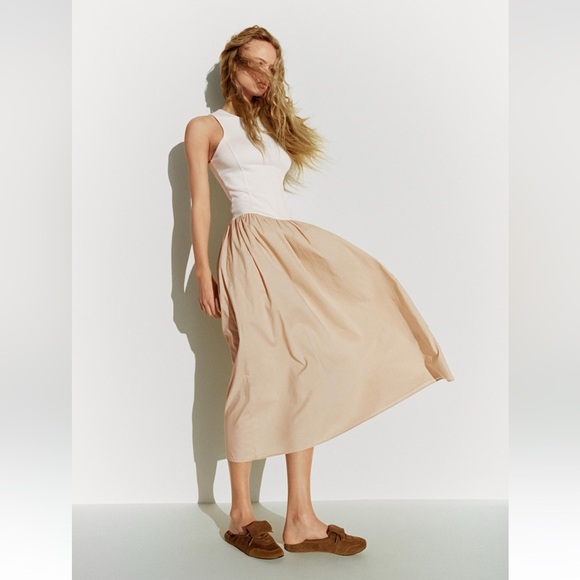 Zara Stylish Dress - Picture 3 of 6